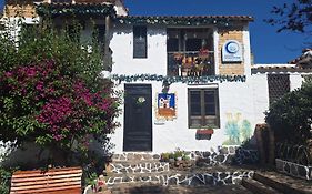 Hotel Boutique La Cueva de la Luna, El Arte se hace Descanso